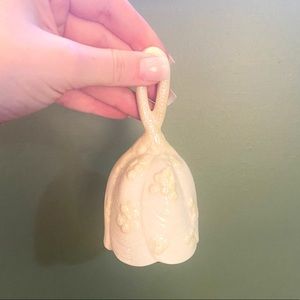 Belleek Shell Bell No0857 6th Mark Dated 1965-1980 Made in Ireland